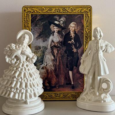 Pair of Porcelain Colonial Figurines Lot