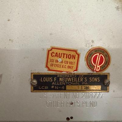 Vintage Neuweiler's Ale & Beer Reverse Glass Light-Up Clock