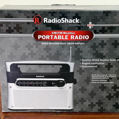 RadioShack Portable AM/FM Radio