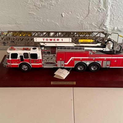 Franklin Mint- Emergency One HP 105 Platform