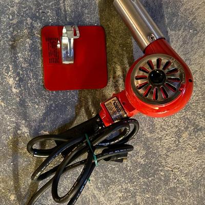 Heat Gun w/ Wall Mount