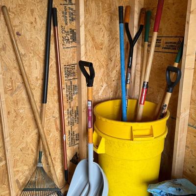 Yard Clean-Up Tools