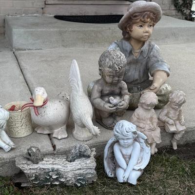 Yard Statues/Ornaments