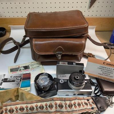 Very nice CANON Canonet QL17 Rangefinder 35mm Film Camera w/ Accessories