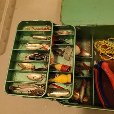 Shakespeare & Rainbow Fishing Rods + Tackle Box (BS-EL)