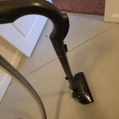 Miele Vacuum Cleaner (BS-EL)