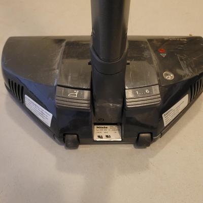 Miele Vacuum Cleaner (BS-EL)