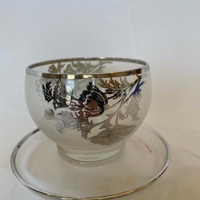 Dessert bowl with attached saucer