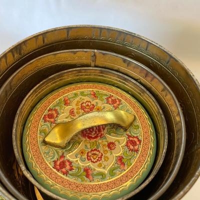 Vintage Nesting Tin Cannisters