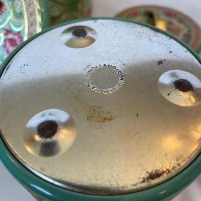 Vintage Nesting Tin Cannisters