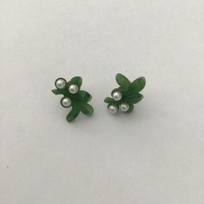 Vintage, 1986 Avon lucite, green, holly berries faux pearl earrings