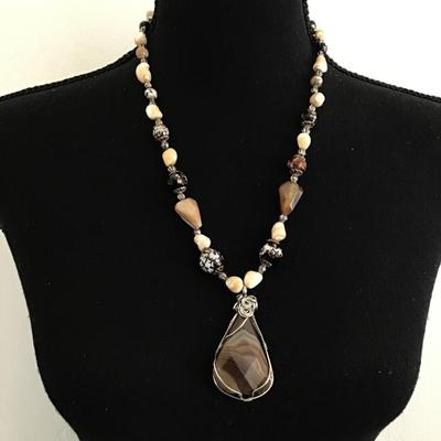 Gorgeous variety of orca Agate & Dendritic Jasper gem stone necklace