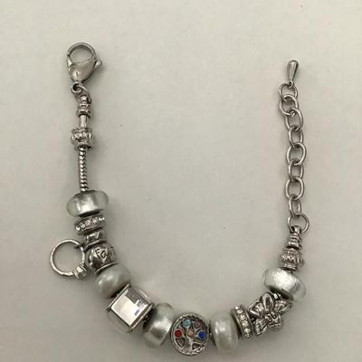 Cute silver tone charm bracelet