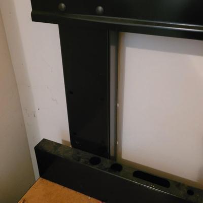 Craftsman Tool Bench (G-EL)