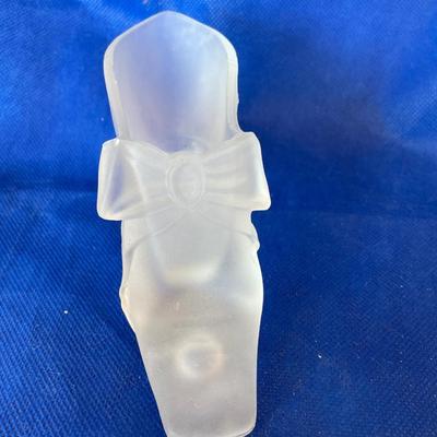 Antique Gillinder & Sons 1876 World's Fair Centennial Exhibit Frosted Glass Souvenir 6 Inch Pump Shoe Paperweight Sculpture