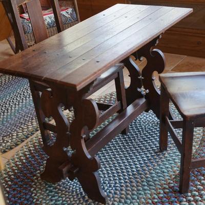 ADORABLE ANTIQUE OAK SMALL SIZE TRESTLE TABLE WITH TWO CHAIRS.