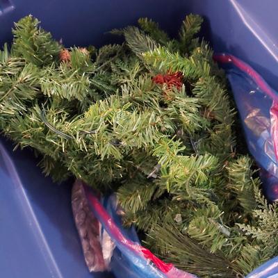 Outdoor Christmas Decor and Lights (G-BBL)