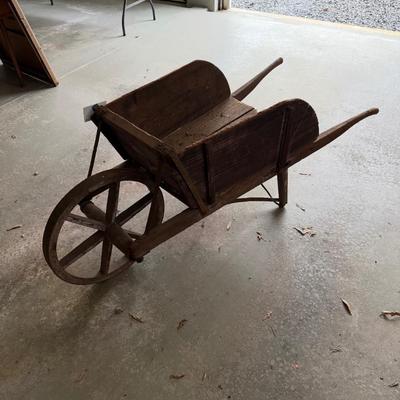 G1450 Antique Wooden Primitive Wheelbarrow