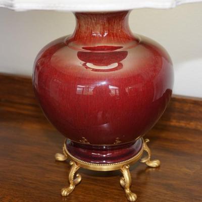 STUNNING GLADDING MCBEAN POTTERY OF CALIFORNIA STUNNING POTTERY OX BLOOD COLOR GLAZED LAMP /ORMULU BASE PLATEAU