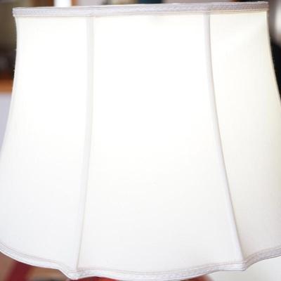 STUNNING GLADDING MCBEAN POTTERY OF CALIFORNIA STUNNING POTTERY OX BLOOD COLOR GLAZED LAMP /ORMULU BASE PLATEAU