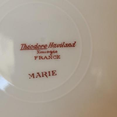 Haviland "Marie" dinner plates (8)