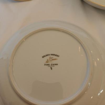 Golden Harvest Dinner Plates (4)