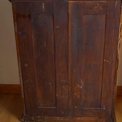 ORIGINAL ANTIQUE DIAMOND DYE CABINET/ORIGINAL LITHO, FINISH AND INTERIOR