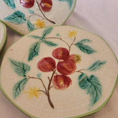 Minty Vintage Germany plates and bowl