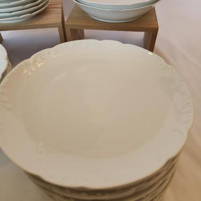Haviland 'Schleiger' dinner ware