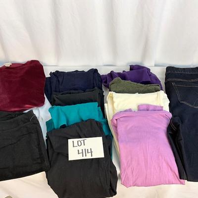 Lot C 414 Women’s Comfortable Clothing Lot (XL/18)