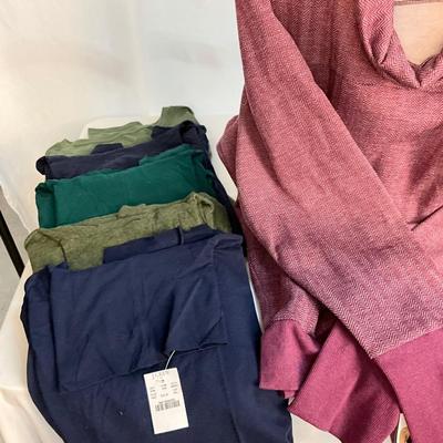 Lot C 415 Women’s Plus Size Comfy & Casual Clothing Lot (XXL)