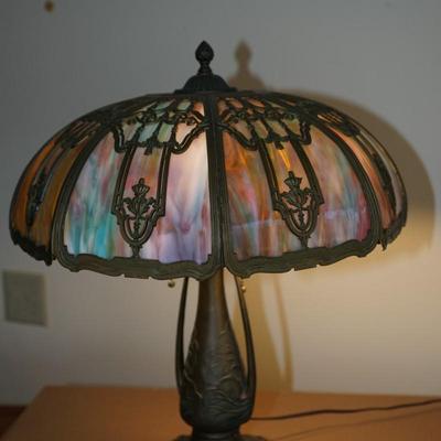BEAUTIFUL EARLY 20TH CENTURY RAINBOW SLAG GLASS TABLE LAMP/ UMBRELLA STYLE SHADE/ NOUVEUA DESIGN METAL BASE
