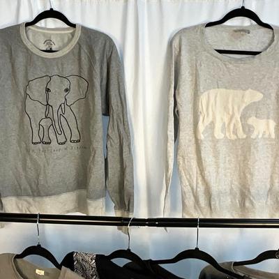Lot B 418 Bundle of Grey J.Crew Tops (LG)