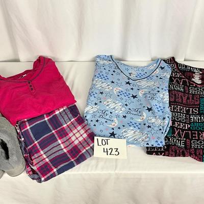 Lot B 423 Women’s Plus Size Sleep Wear (2X/3X)