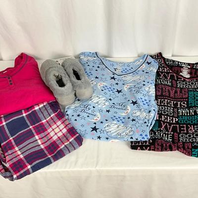 Lot B 423 Women’s Plus Size Sleep Wear (2X/3X)