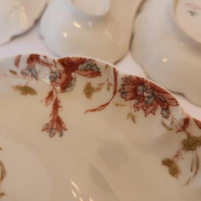 Haviland Floral pattern crescent dishes (6)