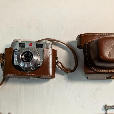 Vintage KODAK Synchro 300 Shutter Signet 35