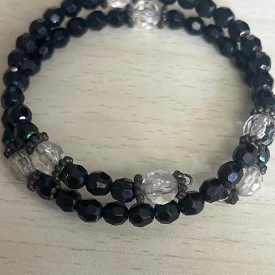 Black beaded necklace and bracelet
