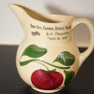 WATTS WARE THREE LEAF APPLE ADVERTISING #15 PITCHER "WISCONSIN PRODUCTS" MAUSTON, WI
