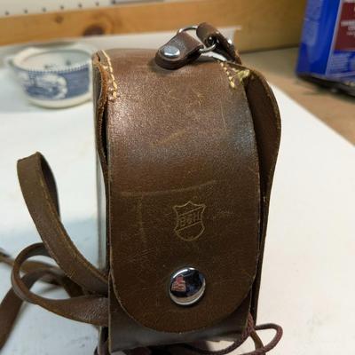 Vintage Bell & Howell 8 mm Magazine Movie Camera - 172