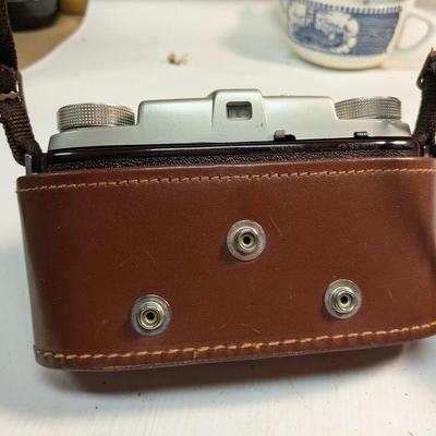 Kodak Pony 135 Model C Camera With Field Case