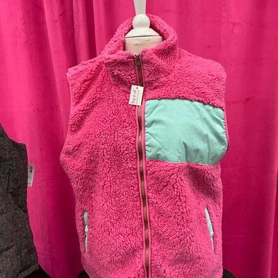 Lot M 436 Women’s Fleece Vest Lot (XXL) NEW