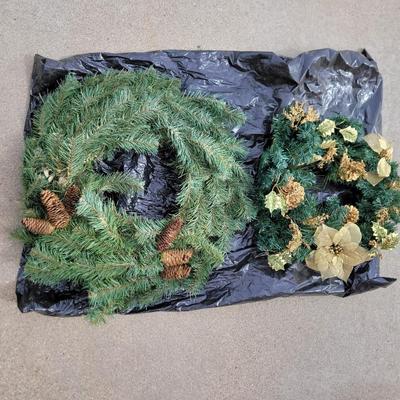 2 holiday wreaths