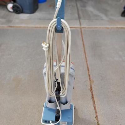 Oreck vacuum cleaner with bags