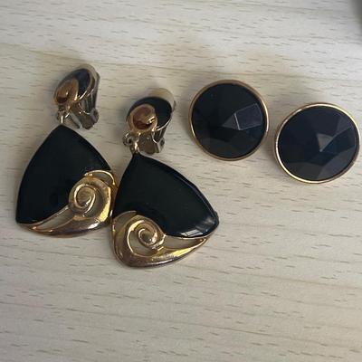 Black and gold toned clip on earrings