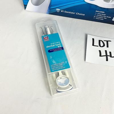 Lot B 446 Waterpik Water Flosser & Dental Tool Lot