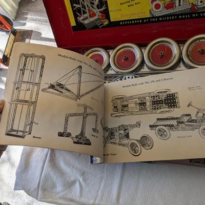 Vintage Gilbert Erector set in Original Metal Case