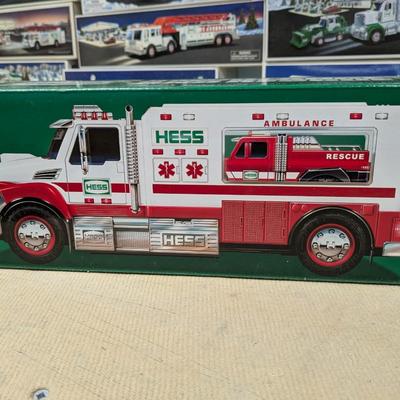 Hess Ambulance and Rescue Truck 2020 New in Box