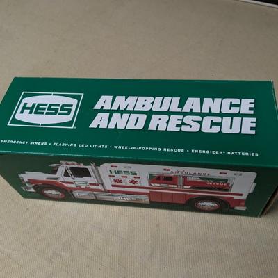 Hess Ambulance and Rescue Truck 2020 New in Box
