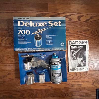 Badger and Central Airbrush Kits (LR-BB)